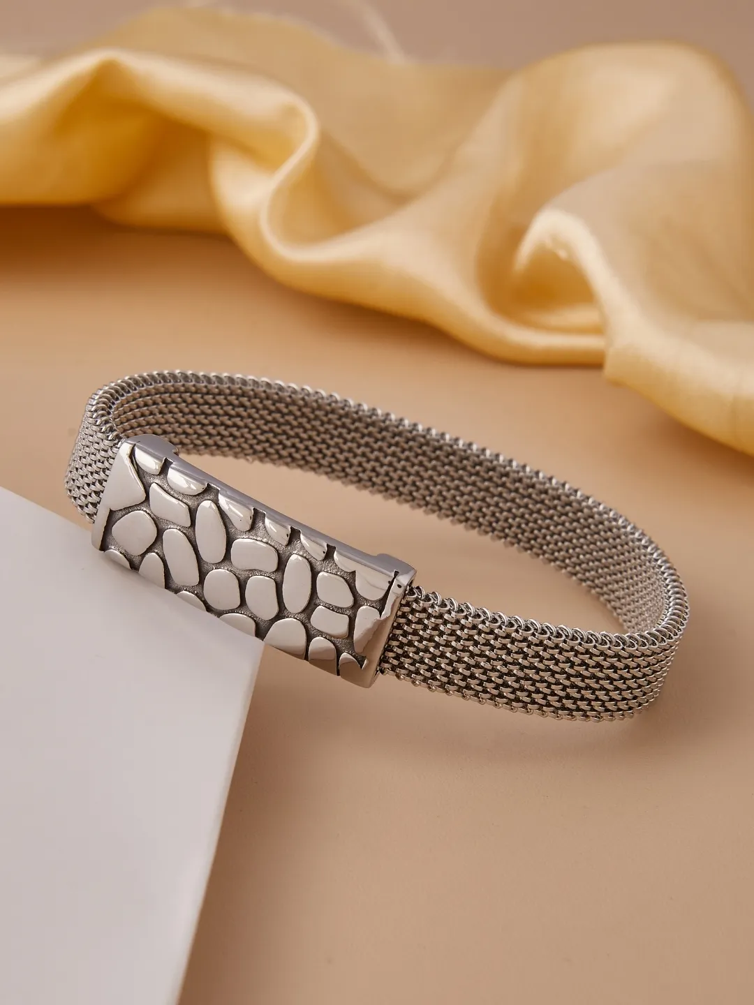 Back Image of Vipera Bracelet in Platinum