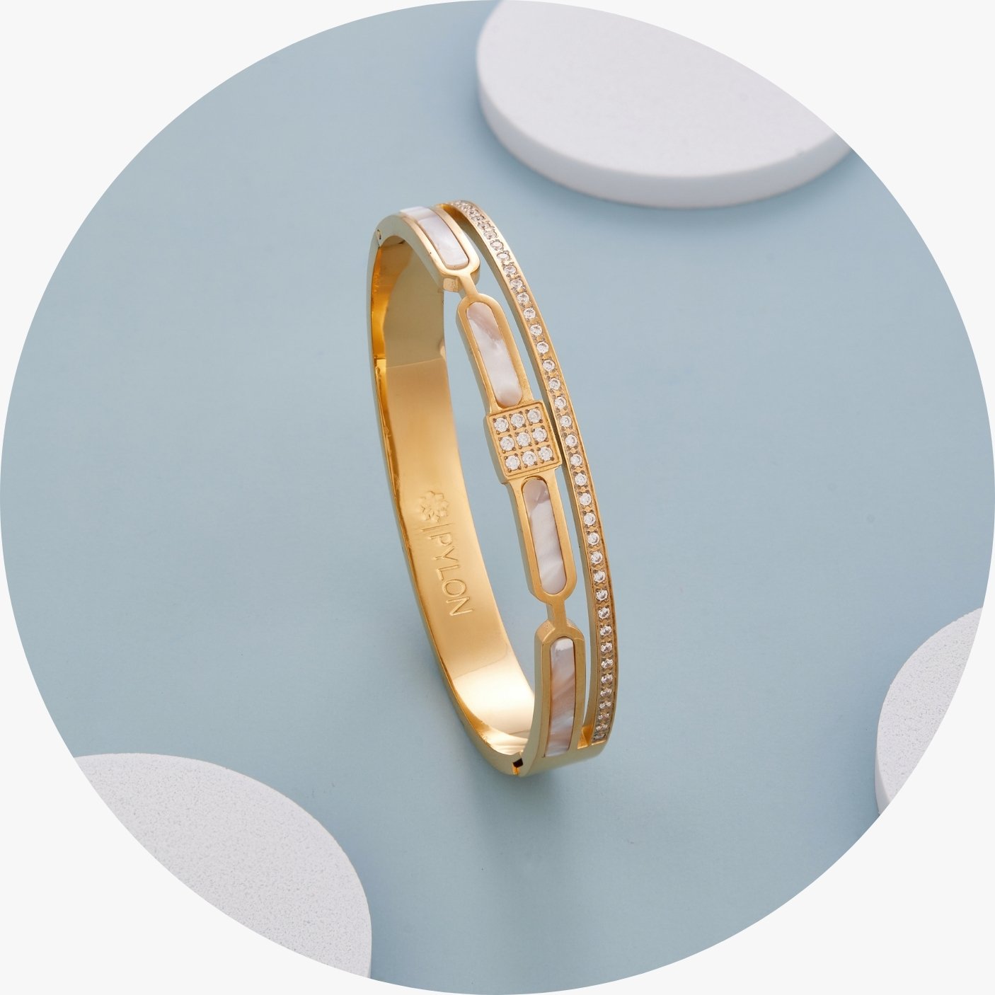 Women Kada