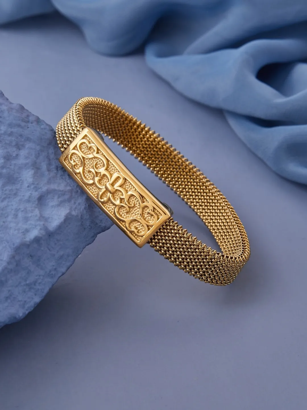 The-Golden-Oracle-Band