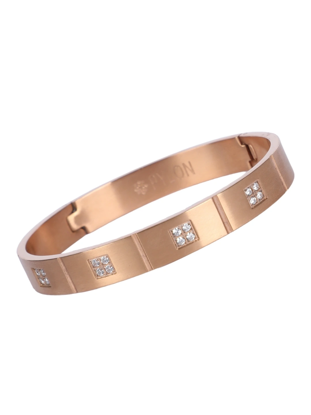 Upper View of Squared Bracelet in Rose gold