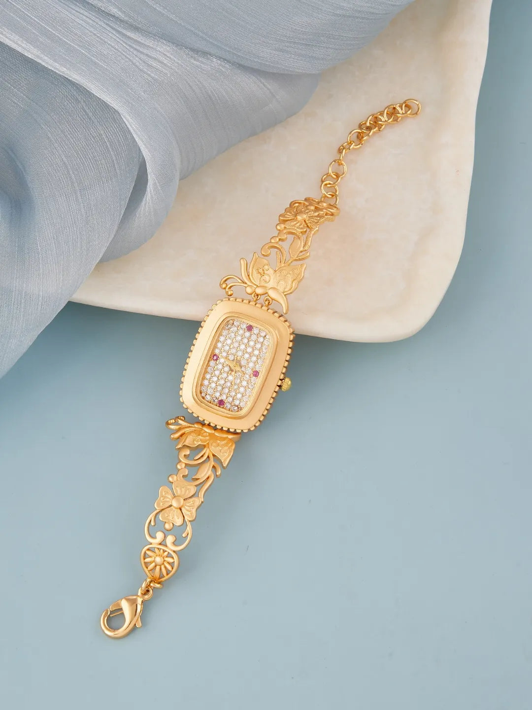 Eternelle Watch In Gold
