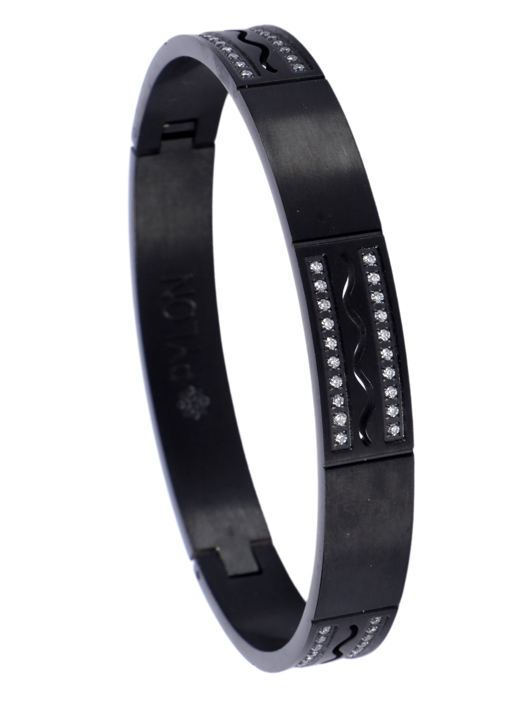 The Imperial Cuff, Noir
