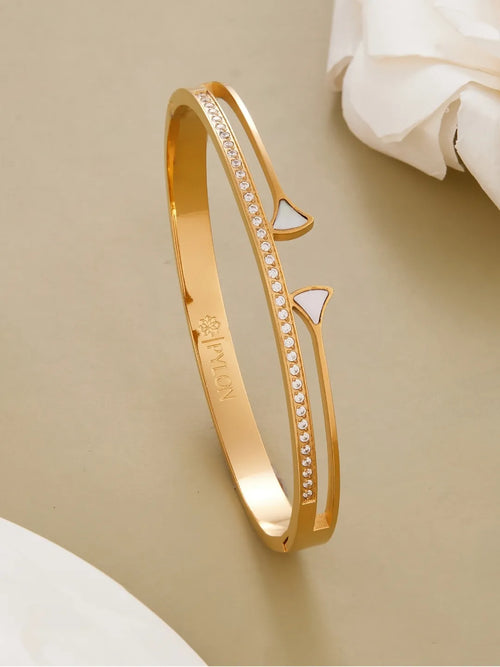 diamond nexus cuff in gold